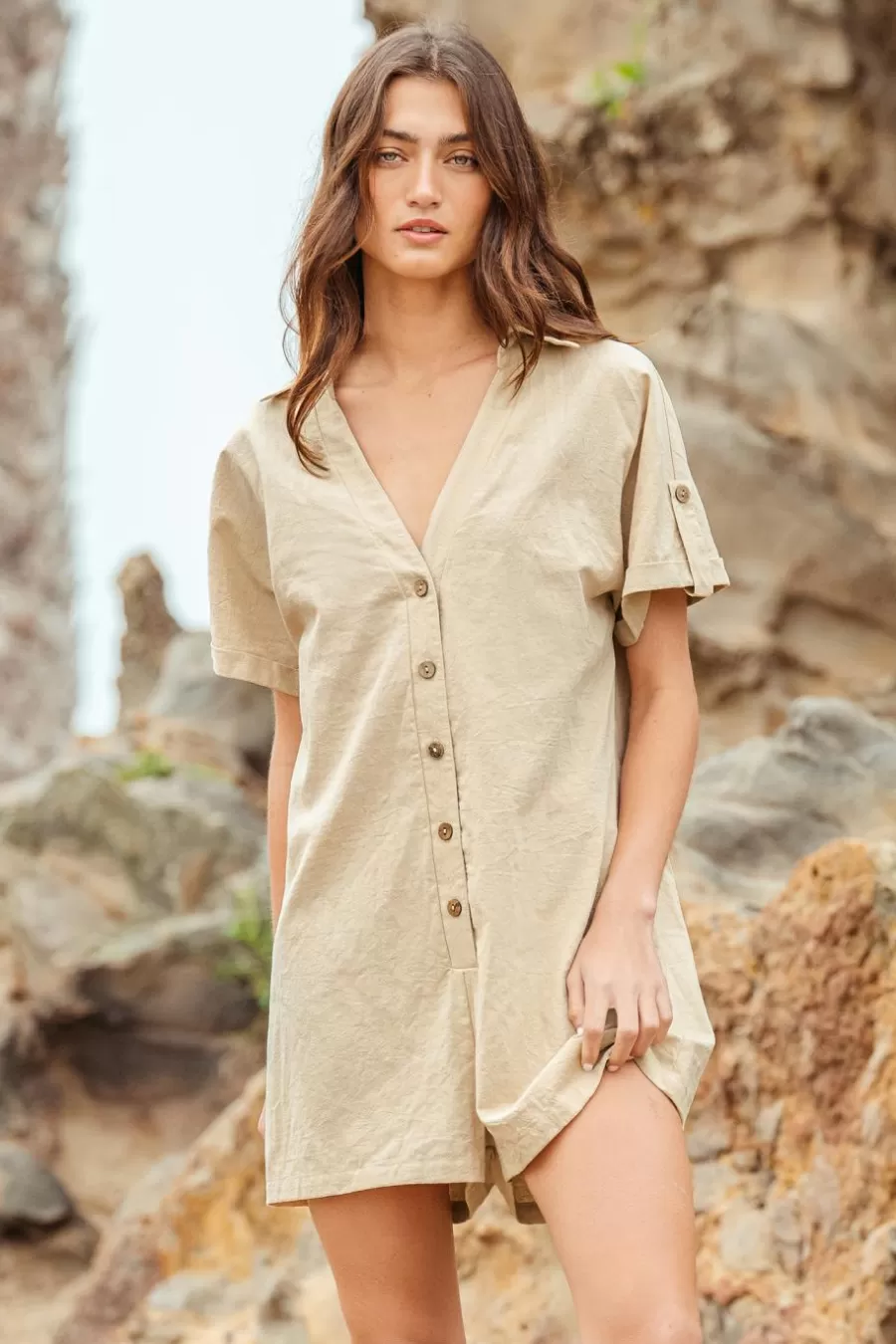 Cupshe Combinaison*Combishort En Pur Coton à Col En V Et Boutons Sable