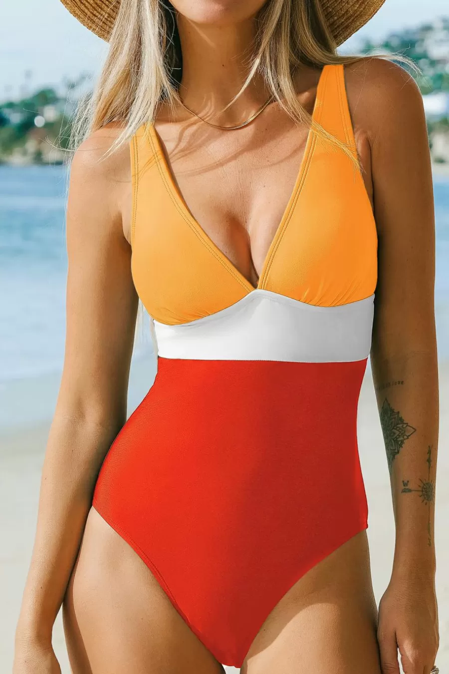 Cupshe Maillot 1 Pièce*Maillot De Bain Une Pièce à Col En V Et Blocs De Couleurs Rouge/Orange