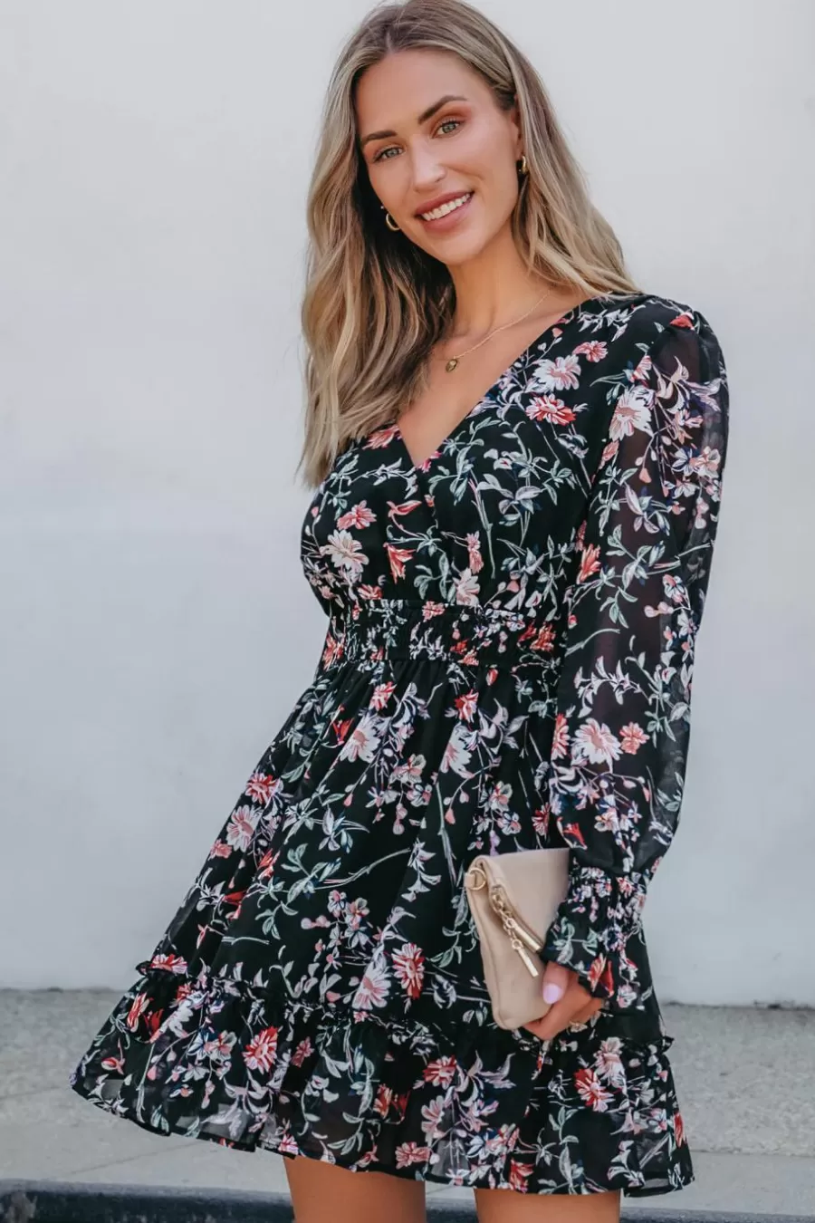 Cupshe Robe De Plage | Robe Courte*Robe Courte à Col Surplis Et Manches Blouson Avec Fleurs e Noir